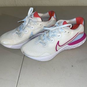 Womens Nike Renew Running Shoes Size 8 Pink And White Cw7436-100